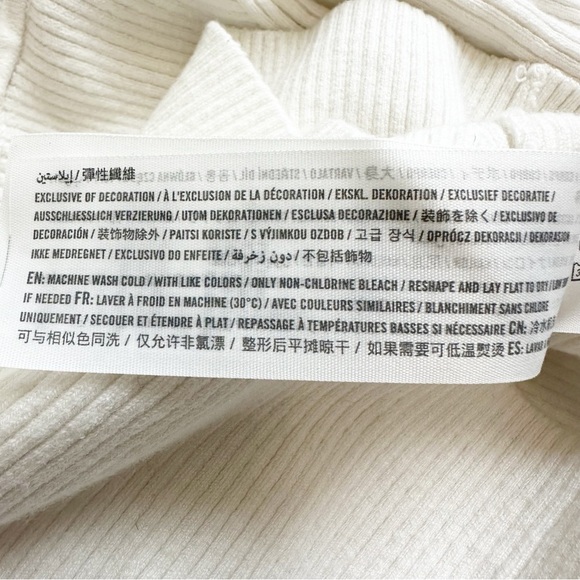 Abercrombie & Fitch Ribbed Knit Cropped Sweater Top White Medium Sweetheart Neck - Picture 7 of 7